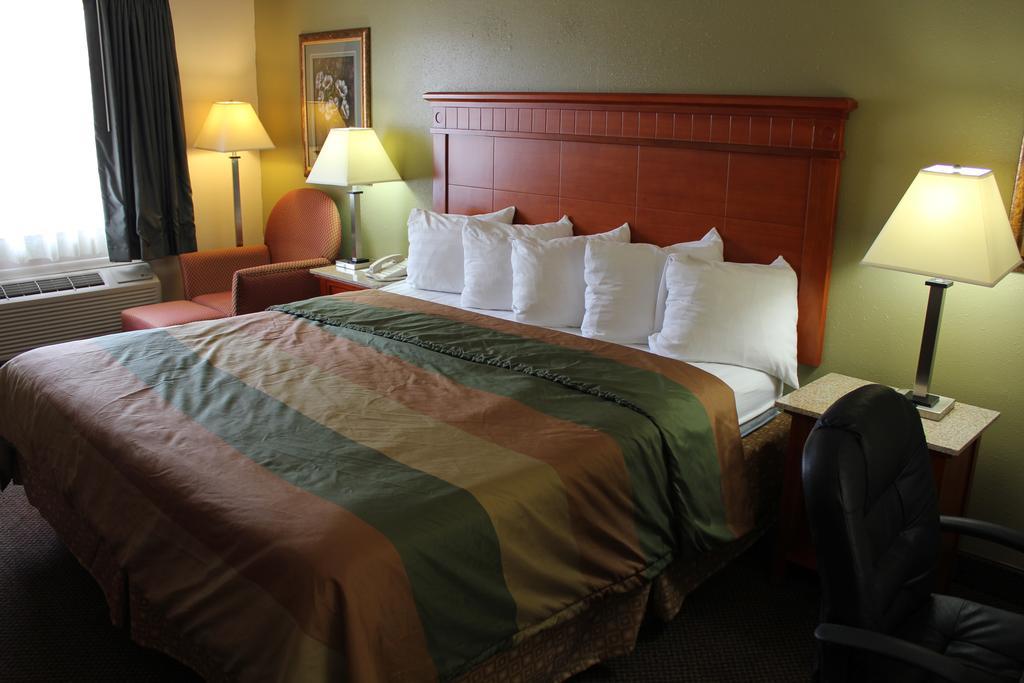 Rodeway Inn & Suites Nashville Kamer foto
