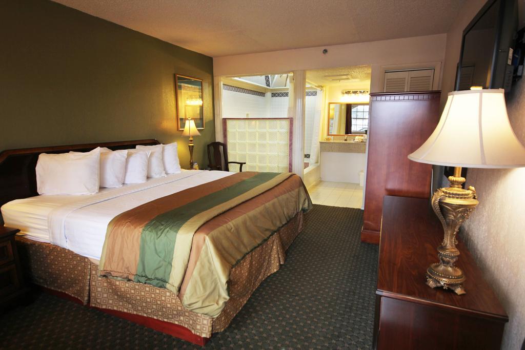 Rodeway Inn & Suites Nashville Buitenkant foto
